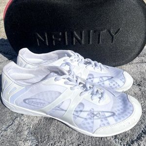 New NFINITY women cheerleading/dance/tumbling  VENGANCE shoes